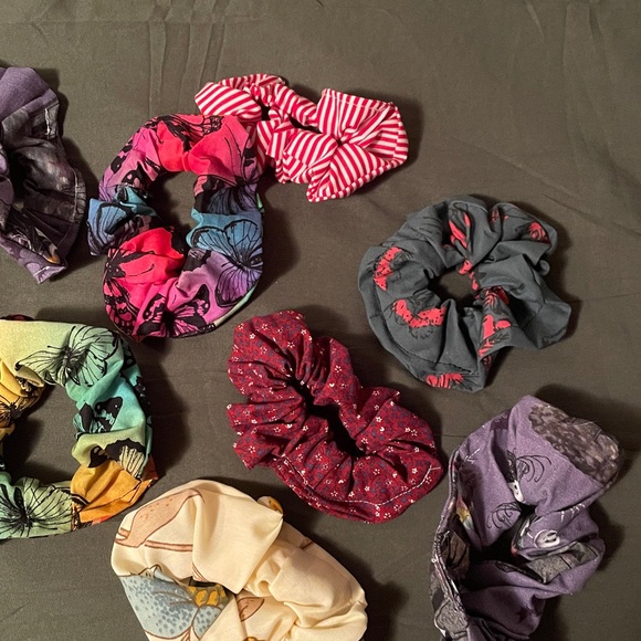 TRADED-Hand Crafted Scrunchie Lot - Picture 4 of 5